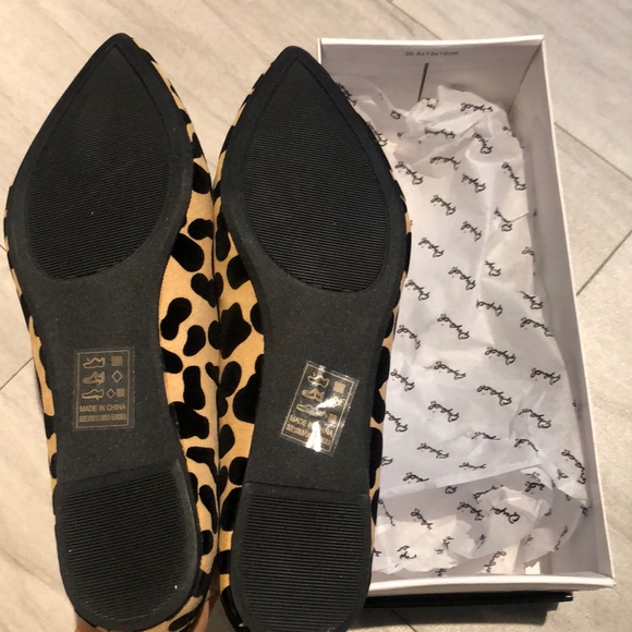Cheetah flats from Forever 21 - Picture 4 of 5